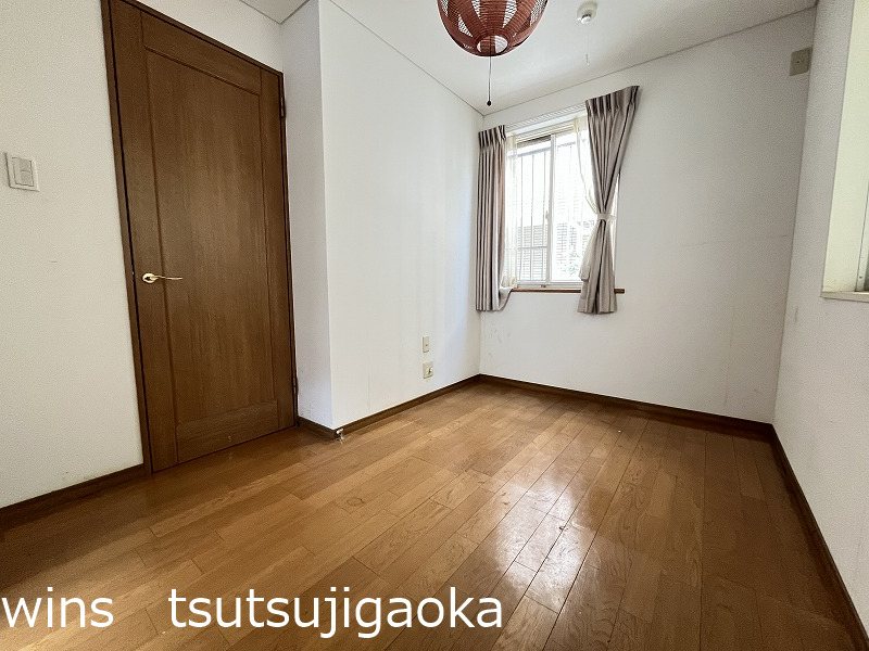 成城9丁目戸建 ベッドルーム