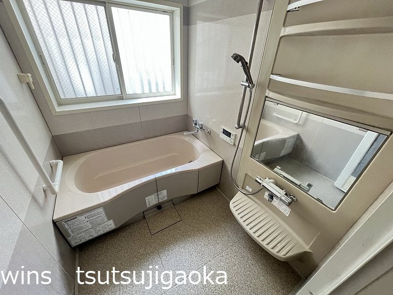 成城9丁目戸建 風呂画像