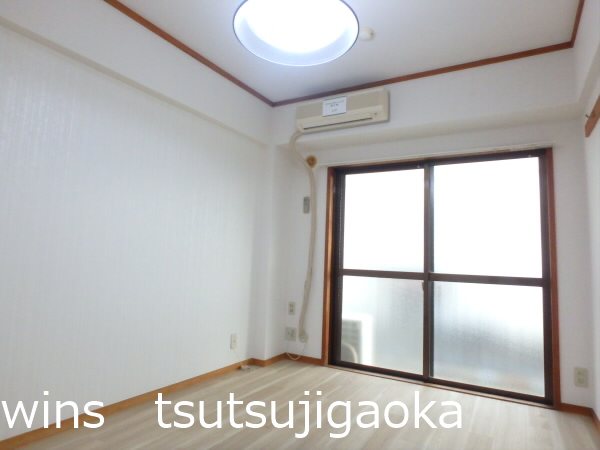 グリーンシャトーⅢ ベッドルーム