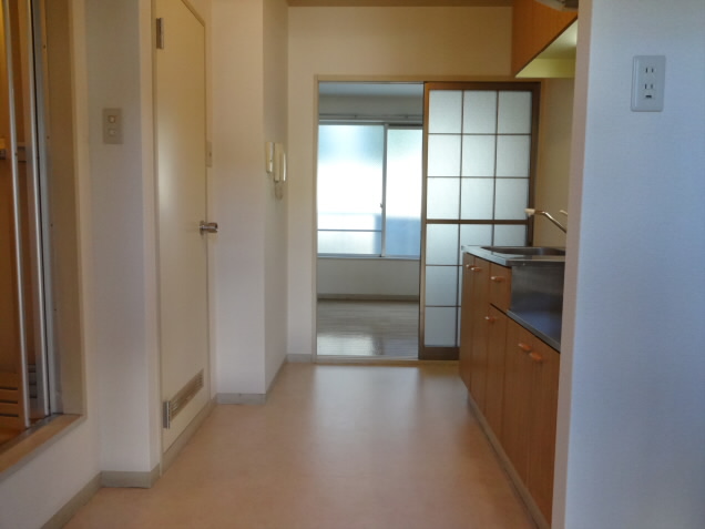 プランドール壱番館 玄関