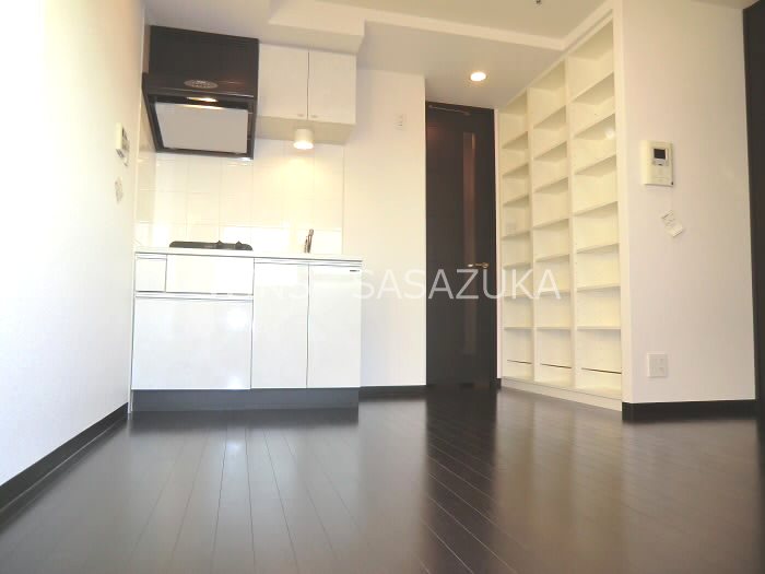 トーシンフェニックス初台弐番館  リビング