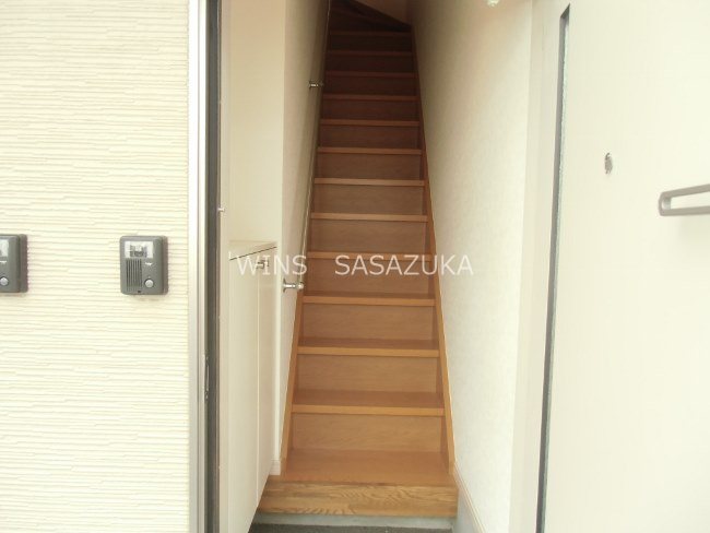 サンライズ 玄関