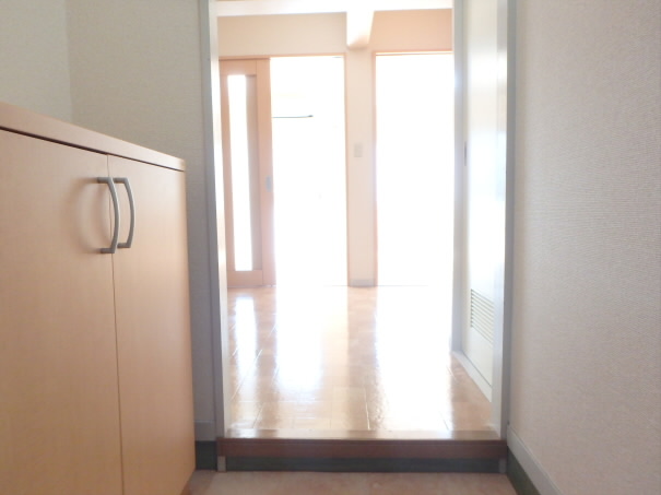 ハイム川原 玄関