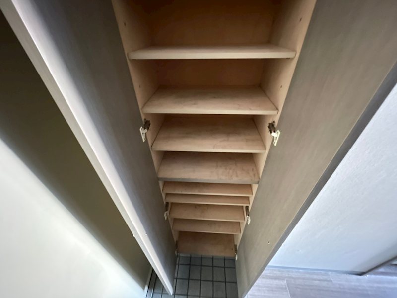 サンパラッツオ参番館 玄関