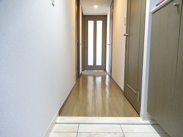 コートプラザ調布 玄関