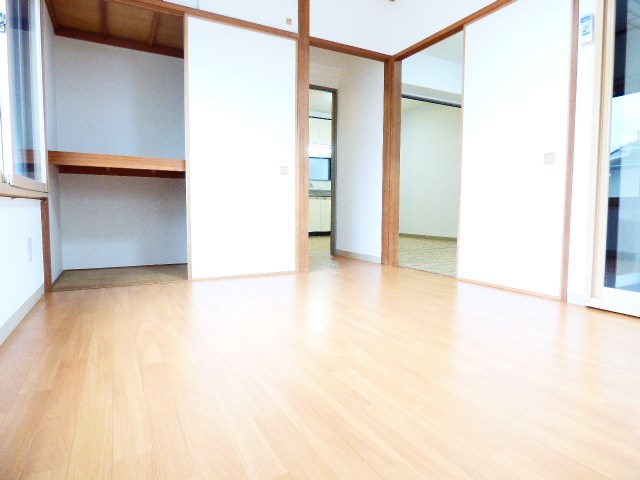 ベッドルーム