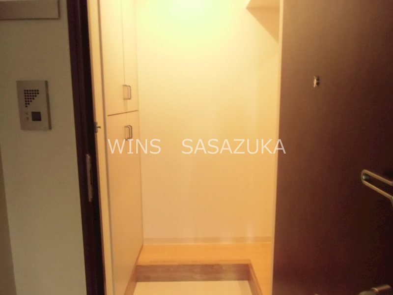 プランドル明大前 玄関