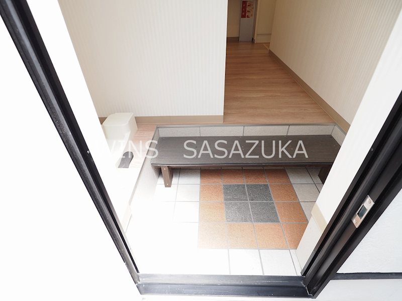 メゾンブランシュ下北沢 玄関