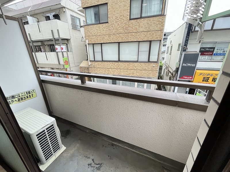 調布FTビル ベランダ