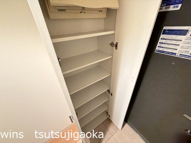 レジディア調布 収納