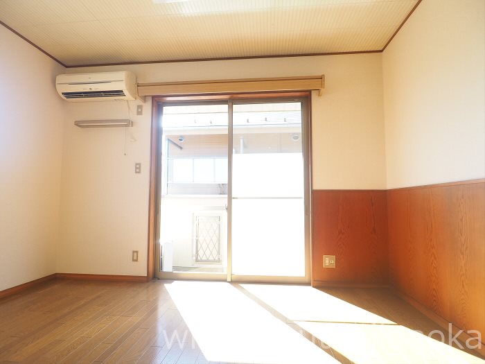 カーム深大寺Ⅱ リビング