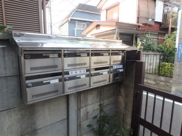 しらゆり荘 エントランス