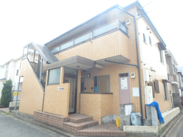 グリーンウッド国領 203号室 外観