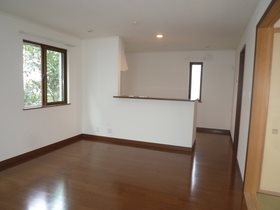 笹塚3丁目戸建　 リビング
