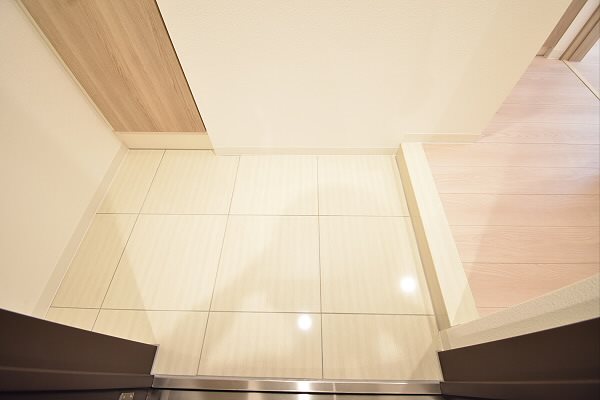 東京都調布市上石原２丁目 玄関