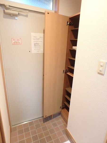 エクセルハイツⅣ 玄関