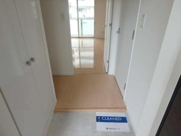 ディクオーレ仙川 玄関
