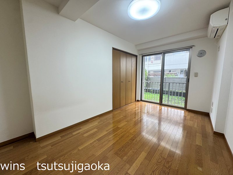 サンパラッツオ伍番館 ベッドルーム