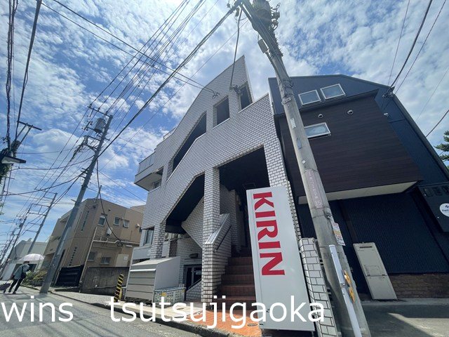 ニューコーポアゼリア 外観
