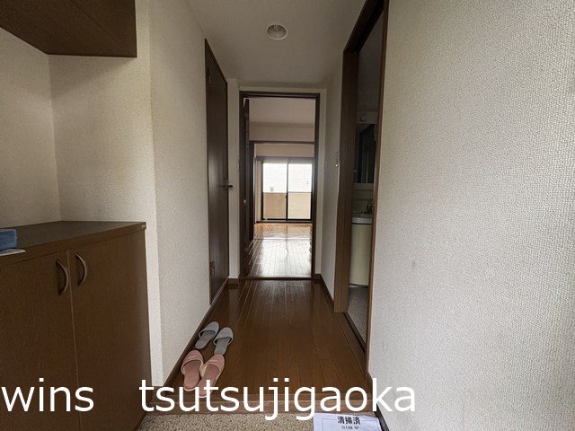 クワイエットつつじヶ丘 玄関