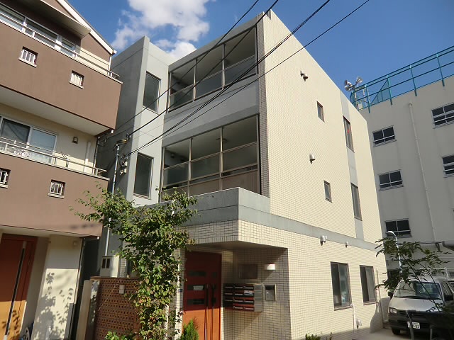 エターナル・アドヴァンス　 外観