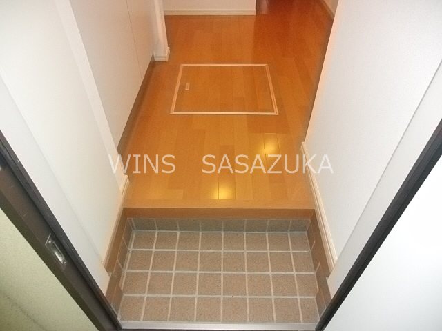原町アパートメント 玄関