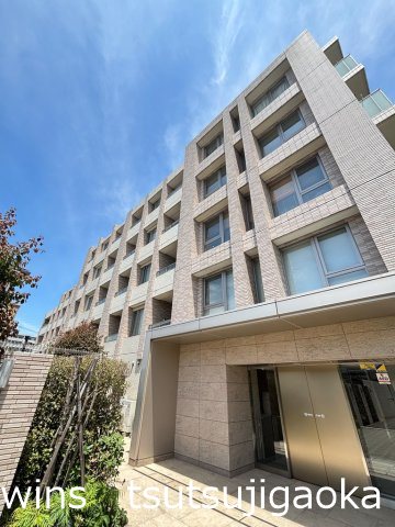 クレヴィア成城 外観