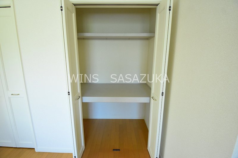 和泉1丁目戸建て 収納
