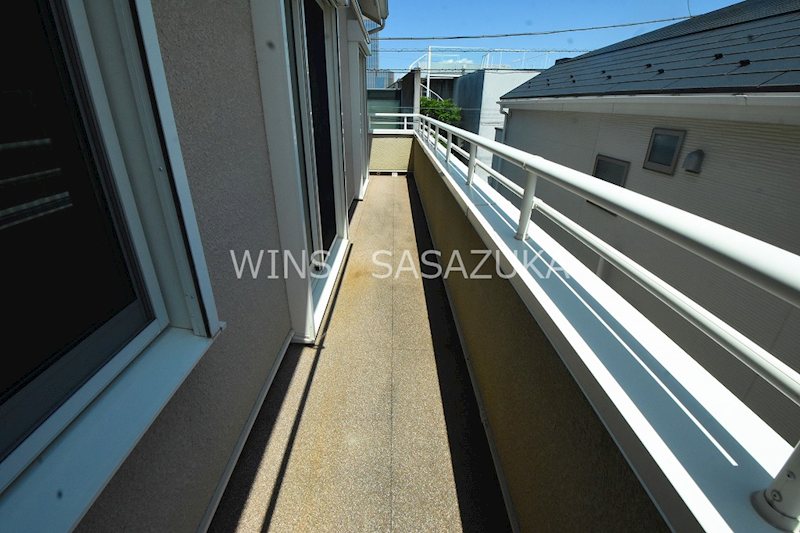 和泉1丁目戸建て ベランダ