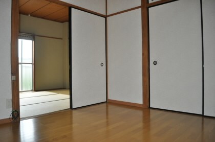 ベッドルーム