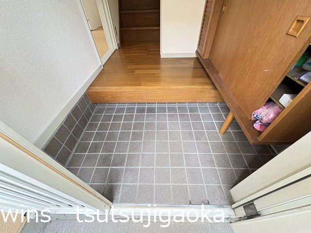 調布市入間町2丁目戸建 玄関