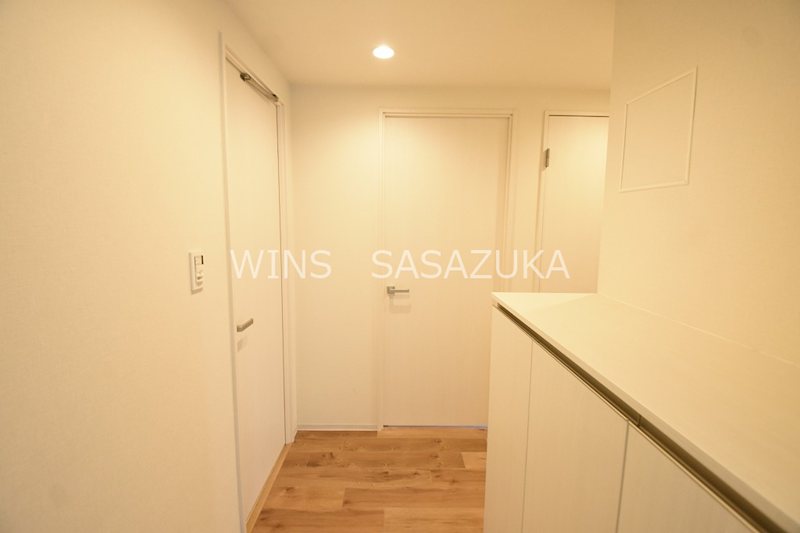 Maison Senki Hatsudai 玄関