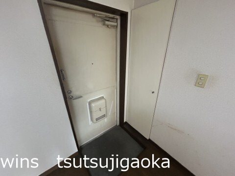 ジーライズ調布国領町 玄関