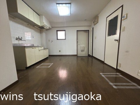 ジーライズ調布国領町 リビング