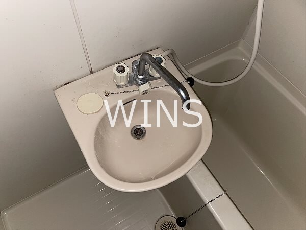 福岡県福岡市博多区築港本町 洗面所