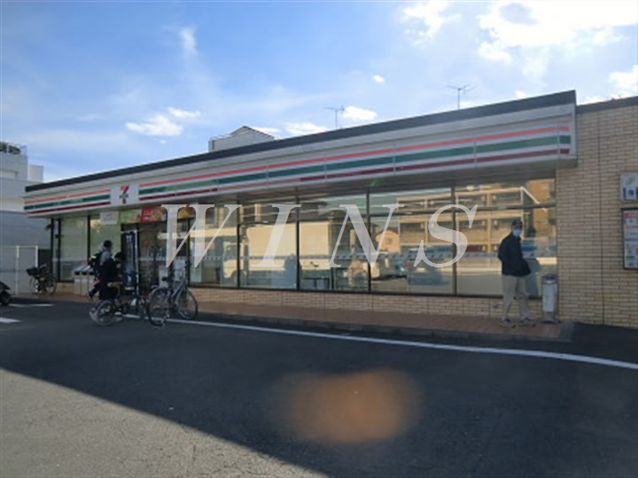 神奈川県川崎市多摩区登戸新町 コンビニ