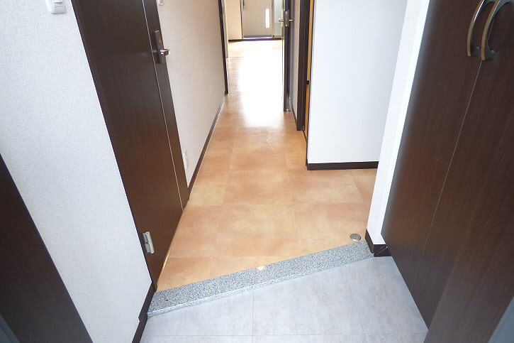 エニー仙川 玄関