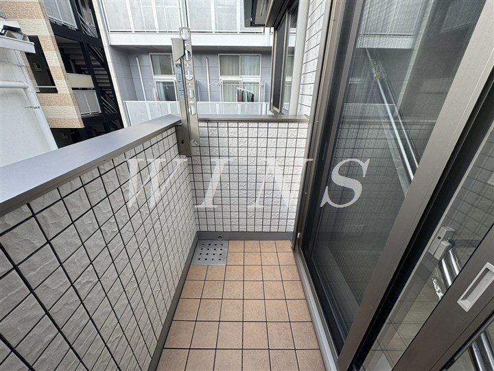 神奈川県川崎市多摩区登戸 ベランダ
