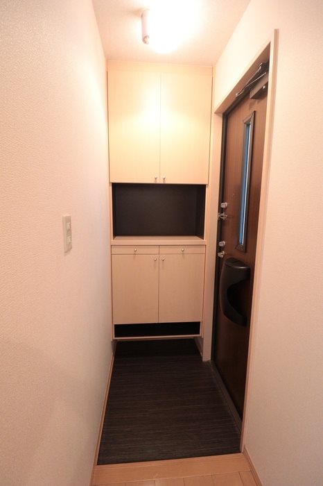 東京都調布市深大寺南町３丁目 玄関