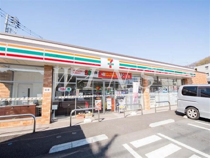 神奈川県川崎市多摩区生田３丁目 コンビニ