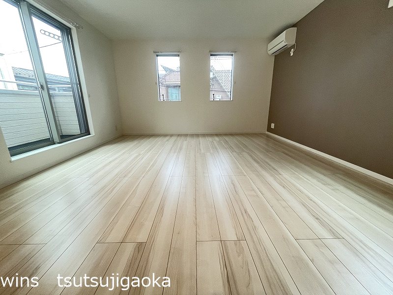 調布ヶ丘２丁目戸建 リビング
