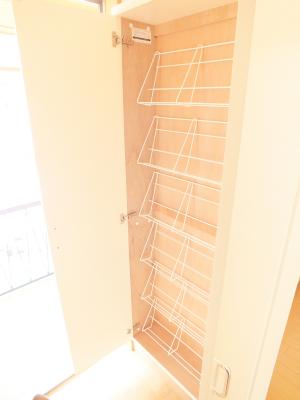 東京都三鷹市新川１丁目 玄関