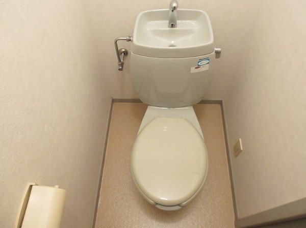 神奈川県川崎市多摩区長尾７丁目 トイレ