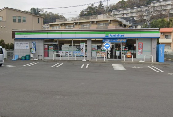 神奈川県川崎市多摩区長尾７丁目 コンビニ