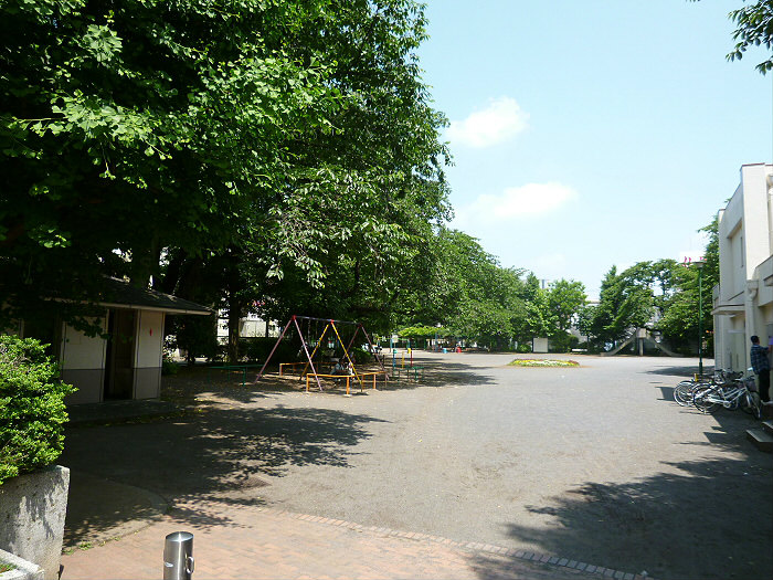 東京都府中市美好町３丁目 公園