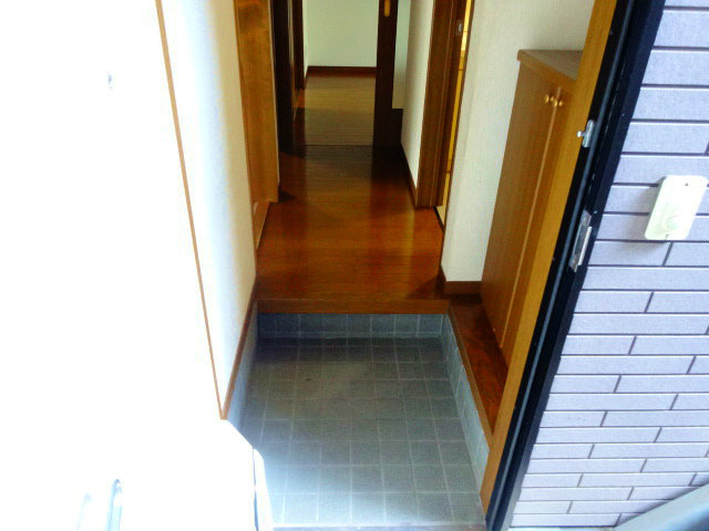 東京都府中市南町４丁目 玄関