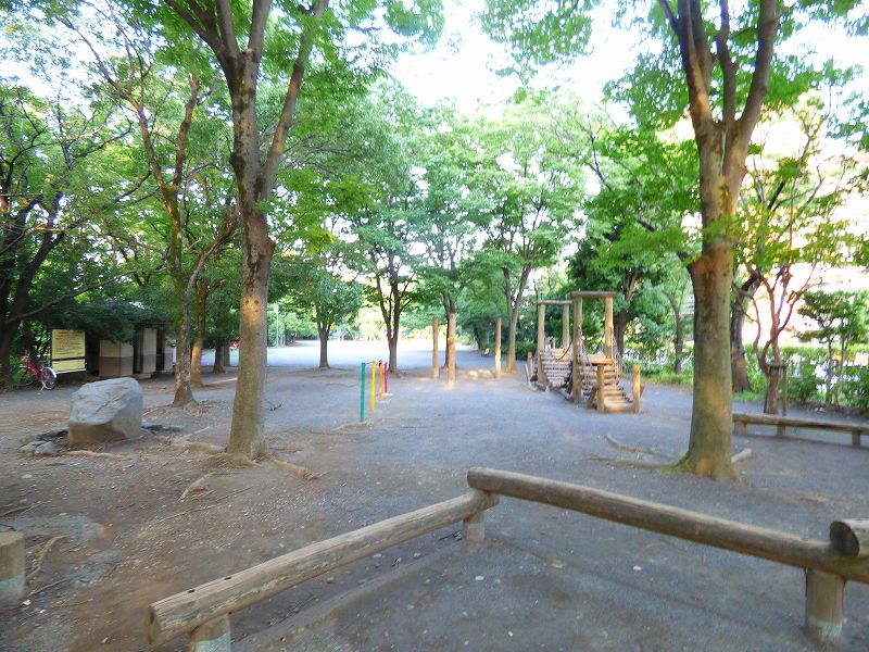 東京都府中市南町４丁目 公園