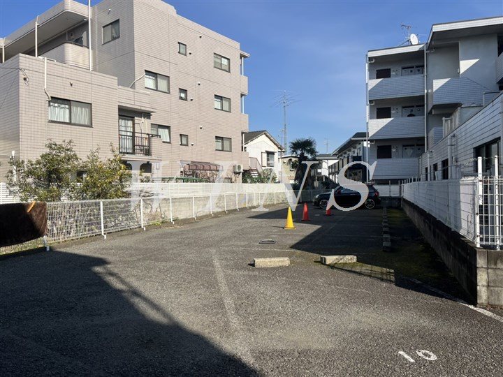神奈川県川崎市多摩区長尾１丁目 駐車場