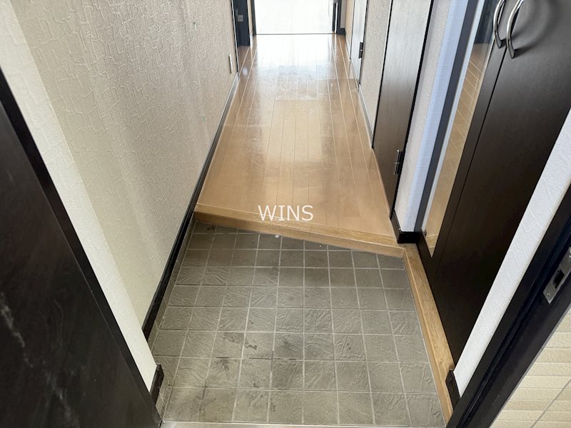 福岡県福岡市東区原田１丁目 玄関