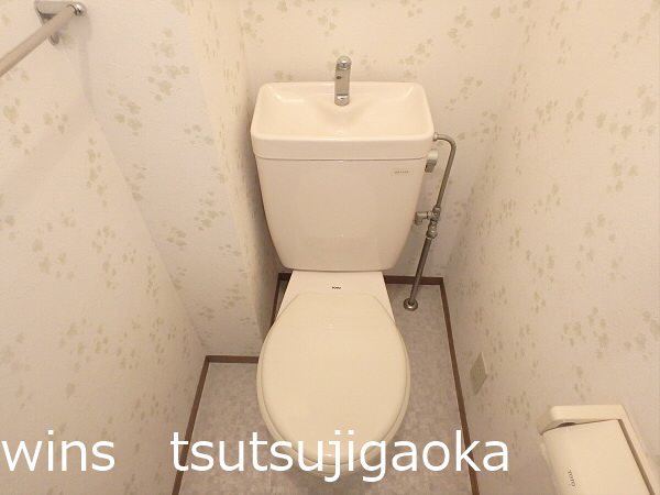 ハウス池亀6号館 トイレ